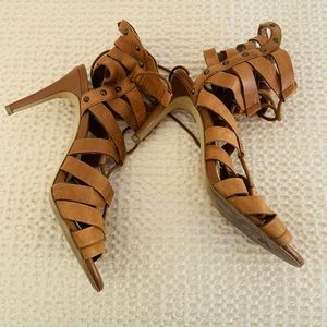 Jessica Simpson 7 1/2 Larsen Gladiator Heel